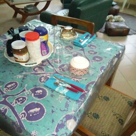 Chez Olivia Olivier Panzió Cotonou Kültér fotó